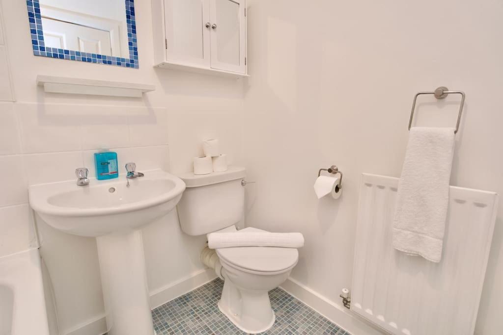 Highley'S Nest - Fully Furnished Gem, Free Private Parking, Sky Tv & Netflix Villa Coventry Exteriör bild