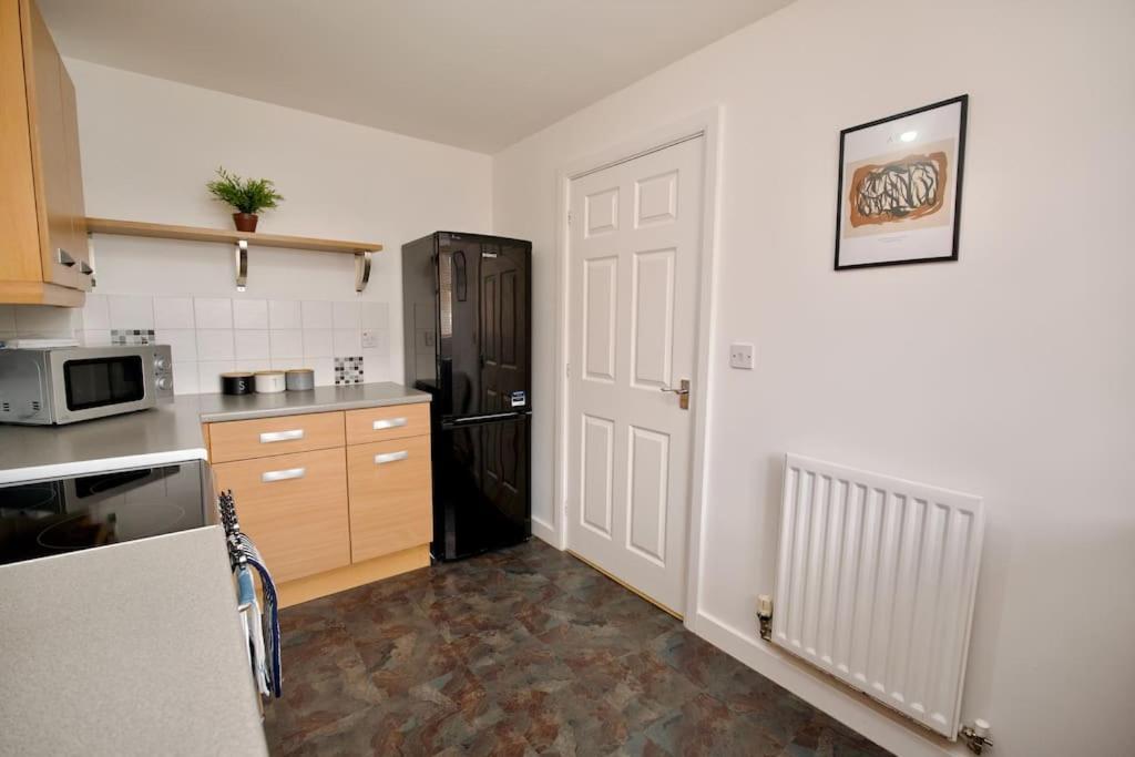 Highley'S Nest - Fully Furnished Gem, Free Private Parking, Sky Tv & Netflix Villa Coventry Exteriör bild